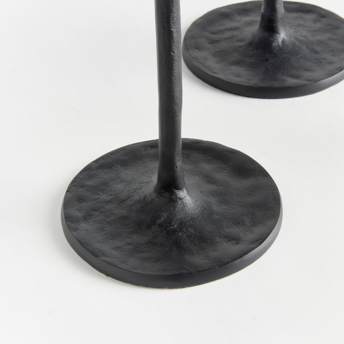 Noah Grande Taper Holders St/3
